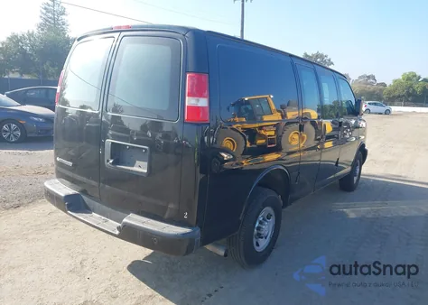 2017 Chevrolet Express 2500 Work Van from USA, damaged, VIN 1GCWGAFF4H1302971